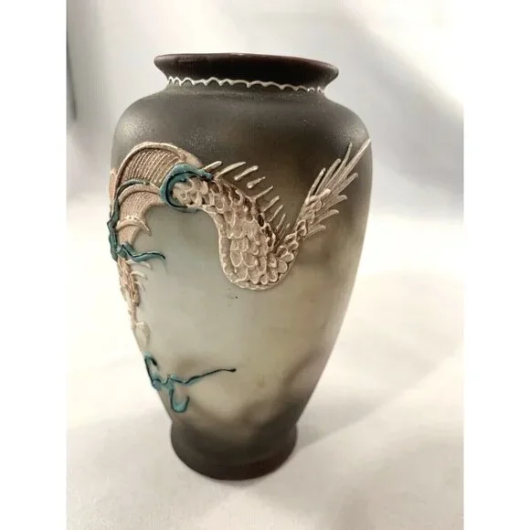 Moriage Dragonware Dragon Vase 5" Made in Japan Relief Raised Handpainted - Picture 4 of 8